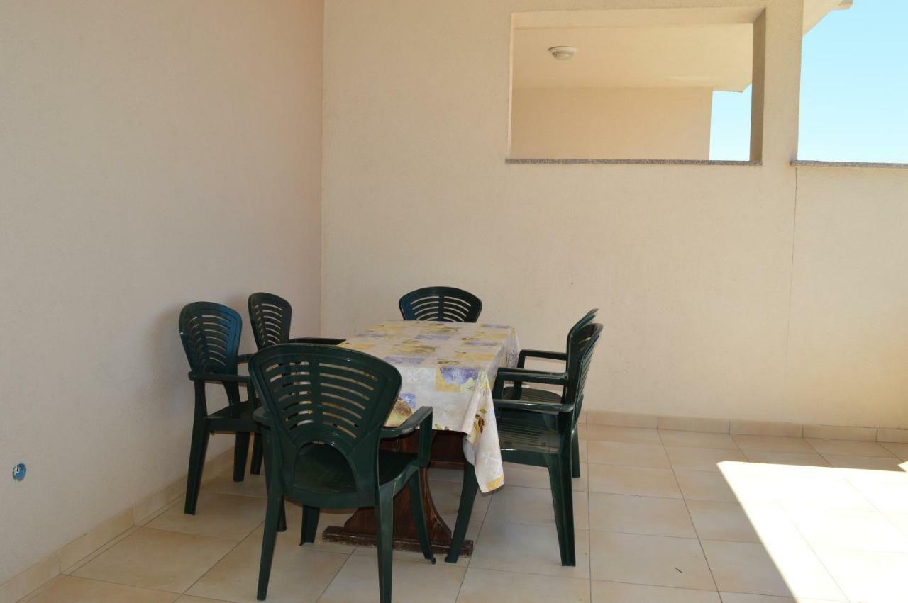 Apartmani Macak II Novalja Zewnętrze zdjęcie